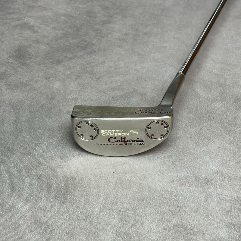 Putter droit SCOTTY CAMERON California MONTEREY 34 pouces Putter droit SCOTTY CAMERON California MONTEREY 34 pouces