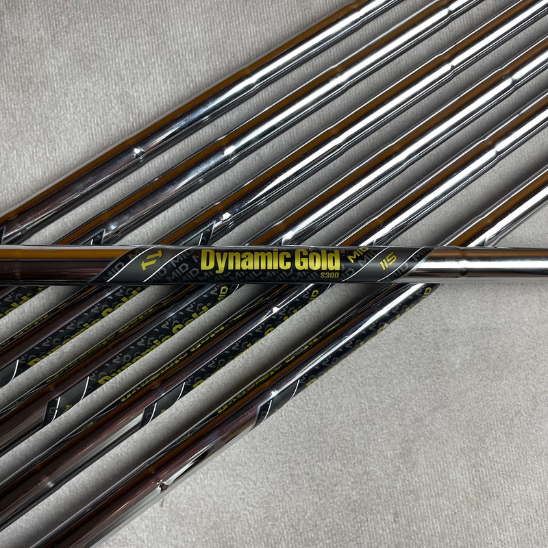 Titleist T100s 4-PW Irons | Dynamic Gold Mid 115 S300 Stiff Flex