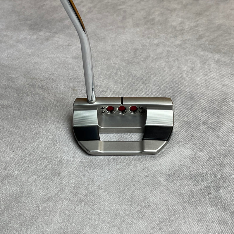 Scotty Cameron Studio Style Fastback Putter | 35"