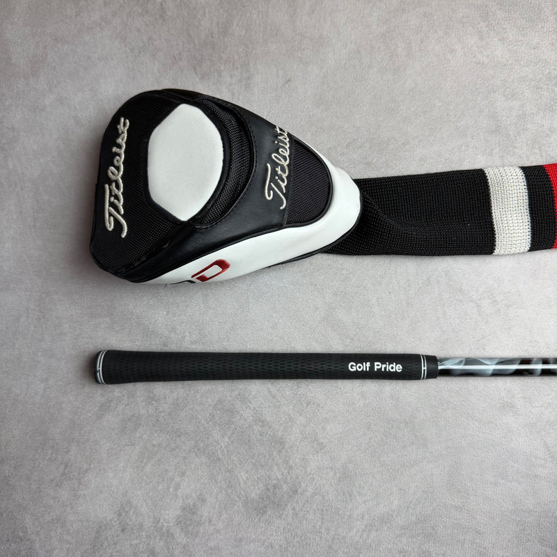 Titleist 915 D3 8.5 Degree Driver | Fujikura Motore F1 65 Stiff Flex