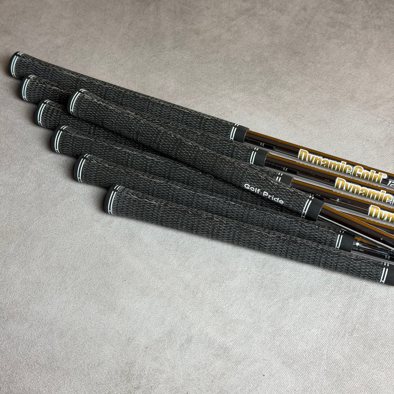 Ping i530 4-PW Irons | Dynamic Gold 120 S300 Stiff Flex | Black Dot