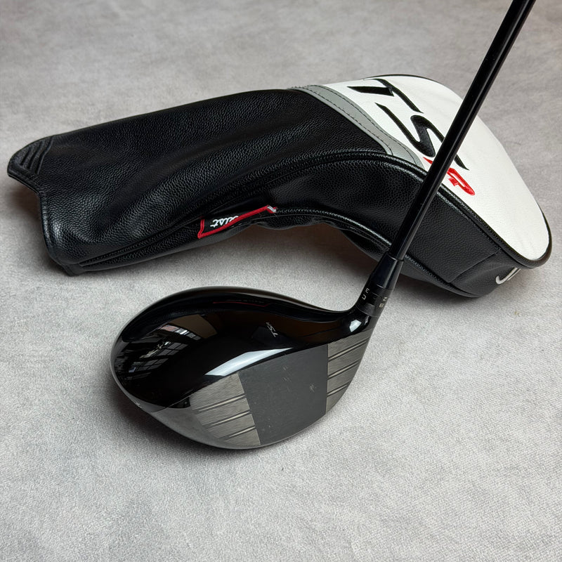 Titleist TSr2 9.0 Degree Driver | Project X Hzrdus Black 60g 6.0 Stiff Flex (-1")