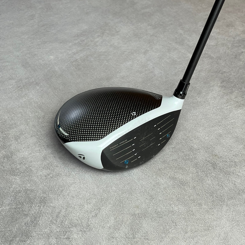 Taylormade SIM 10.5 Degree Driver | Graphite Design Tour AD IZ-6 Stiff Flex (-1/2")