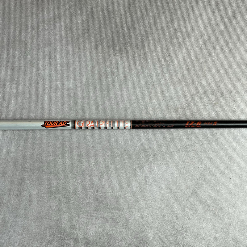 Taylormade SIM 10.5 Degree Driver | Graphite Design Tour AD IZ-6 Stiff Flex (-1/2")