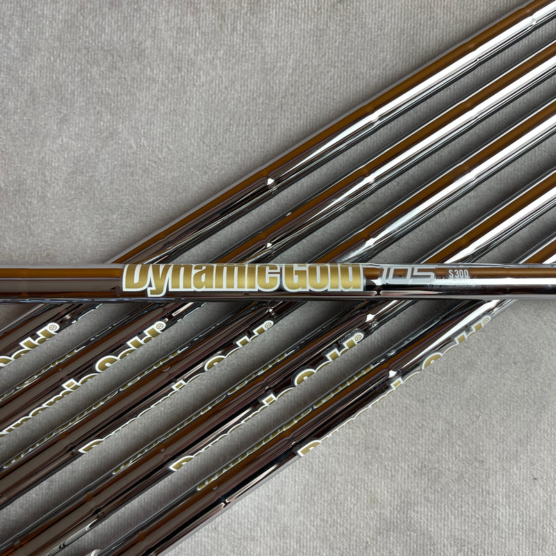 Mizuno JPX 923 Hot Metal 5-PW Irons | Dynamic Gold 105 S300 Stiff Flex | 2° Upright